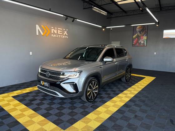 VOLKSWAGEN TAOS 1.4 250 TSI TOTAL FLEX HIGHLINE AUTOMÁTICO
